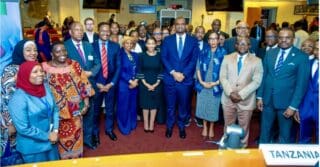 Le chiffre devrait hanter chaque sommet international : en 2023, l'Afrique représentait à elle seule près de 70 % des décès maternels mondiaux, avec 178 600 femmes emportées en donnant la vie.