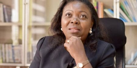 La nouvelle a été annoncée le 7 septembre. Viviane Ondoua Biwolé présidera désormais le comité chargé d’examiner le risque de crédit des sociétés de gestion des infrastructures aéroportuaires ainsi que des instruments de dette qu’elles émettent. À ce titre, l’instance pourra se prononcer sur l’attribution, le maintien ou la dégradation des notes de crédit.
