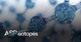 Le 15 octobre, Quantum Leap Energy, filiale d'ASP Isotopes, et la South African Nuclear Energy Corporation (Necsa) ont signé un accord-cadre contraignant pour développer une installation d'enrichissement d'uranium sur le site nucléaire de Pelindaba, près de Pretoria. Le projet doit prendre la forme d'une coentreprise détenue à environ 80 % par le groupe américain, contre 20 % pour l'entreprise publique sud-africaine.