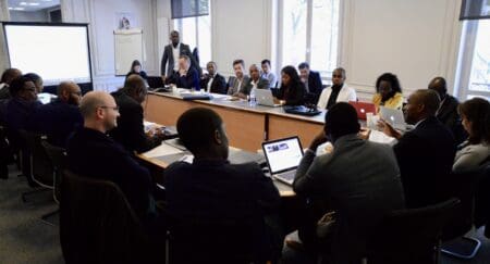 Créée en 2016, Afric'innov fédère les incubateurs, accélérateurs et tech hubs d'Afrique francophone. Ces structures forment la couche intermédiaire entre entrepreneurs et financeurs. Sans elles, les fonds destinés aux startups se dispersent. C'est ce maillon qu'Afric'innov entend renforcer.