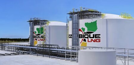 Au Mozambique, à Cabo Delgado, un grand groupe énergétique a dû suspendre un développement stratégique de production de gaz suite à une dégradation sécuritaire, soulignant l'importance des facteurs extra-techniques (sécurité, environnement, acceptabilité locale) dans le succès d'une opération.