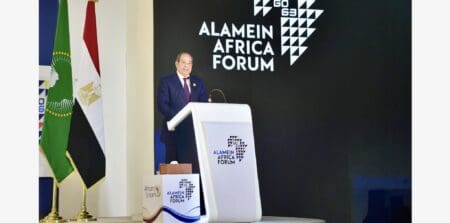 Ce rendez-vous « est une plateforme africaine », a déclaré à l'AFP le vice-ministre des Affaires étrangères chargé des affaires africaines, Mohamed Abou Bakr Saleh. « L'Afrique dispose de vastes ressources, mais elles ne sont pas encore exploitées au niveau que nous souhaiterions », a-t-il ajouté, précisant qu'un pays d'Afrique de l'Est devrait pouvoir signer un accord avec un pays de l'Ouest, du Nord ou du Sud grâce à cette initiative, qui a vocation à devenir une biennale sous l'égide de l'Union africaine.