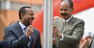 Le ministre de l'Information érythréen, Yemane Gebremeskel, a déclaré à Reuters qu'en expulsant tous les diplomates érythréens d'Éthiopie, le gouvernement fermait de fait son ambassade à Addis-Abeba.