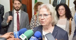 Cameroun | Politique économique : les finances publiques sous pression Une mission du Fonds monétaire international (FMI) dirigée par Christine Dieterich, a tenu des discussions avec les autorités et le secteur privé à Yaoundé du 17 au 30 septembre dans le cadre de l’évaluation post-financement dont a bénéficié le Cameroun.
