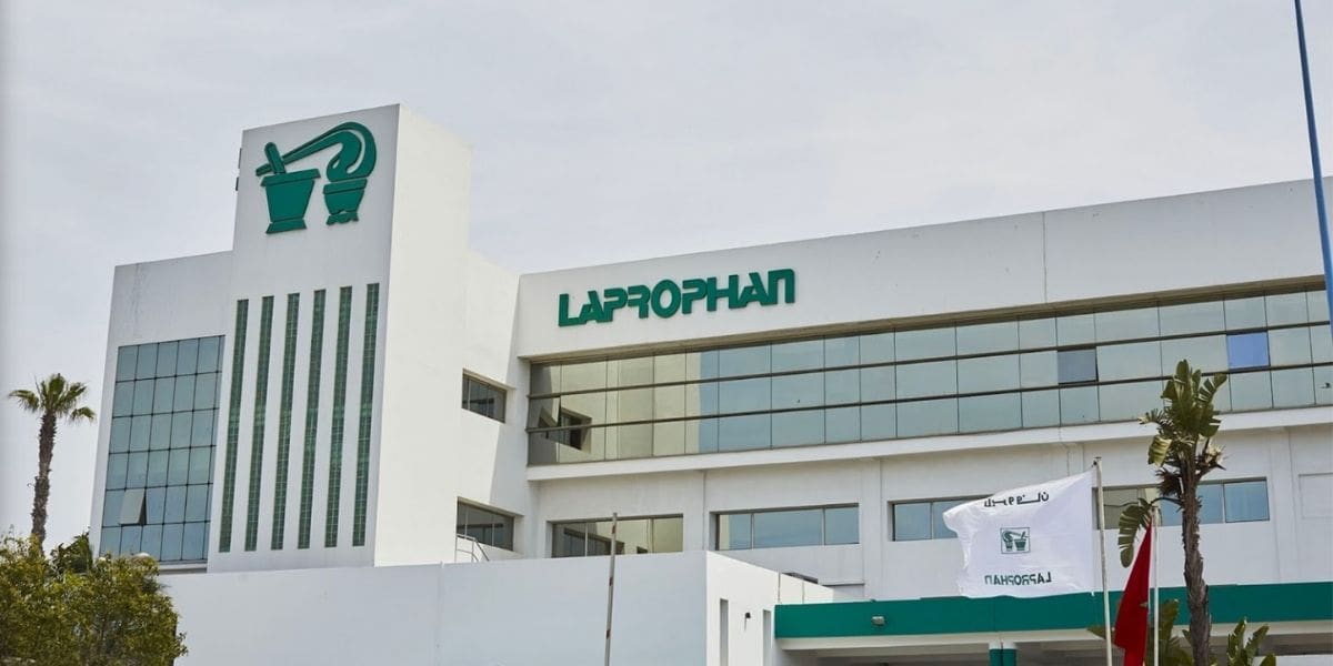 Fort de 75 ans d'histoire, Laprophan poursuit ainsi son ambitieuse stratégie de développement dont la croissance externe constitue un axe majeur. Ce projet d'acquisition s'inscrit dans une dynamique enclenchée en 2020, marquée notamment par les acquisitions en 2024, au Maroc, de 100 % d'Amanys Pharma, acteur majeur du segment hospitalier et des bêtalactamines, et de 75 % de Botanic Pharma, spécialisée dans les compléments alimentaires, suivies en 2026 par l'acquisition de 60 % de la multinationale suisse Rivopharm.
