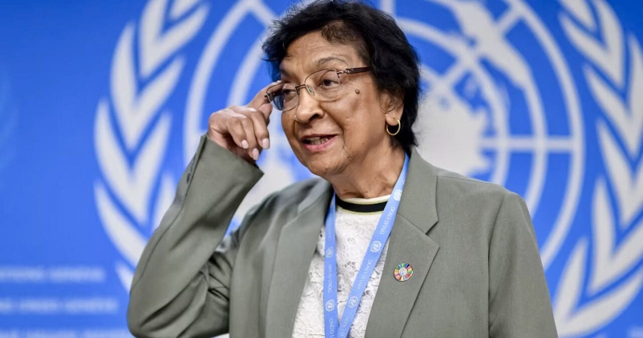 Afrique du Sud | Nobel de la paix : Navi Pillay, la juge qui a fait trembler les puissants « La lauréate de cette année a joué un rôle déterminant pour garantir que les crimes de guerre, les crimes contre l'humanité et le génocide fassent l'objet de poursuites judiciaires », a indiqué le comité Nobel dans un communiqué, qui a salué son « courage » et « intégrité » exceptionnels. « À une époque marquée par des défis existentiels – notamment un nombre de guerres et de conflits que le monde n'avait pas connu depuis longtemps, le droit international n'est plus seulement un complément à la paix et à la sécurité. C'est une nécessité absolue », a ajouté le jury.