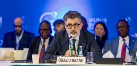 Co-présidée par Obaïd Amrane, directeur général d'Ithmar Capital et président d'ASIF, et Selwin Hart, Conseiller spécial du Secrétaire général des Nations Unies pour l'action climatique, une table ronde a réuni acteurs institutionnels et investisseurs autour d'une conviction partagée : le co-investissement est désormais un levier essentiel pour accélérer le financement des infrastructures énergétiques et numériques en Afrique.