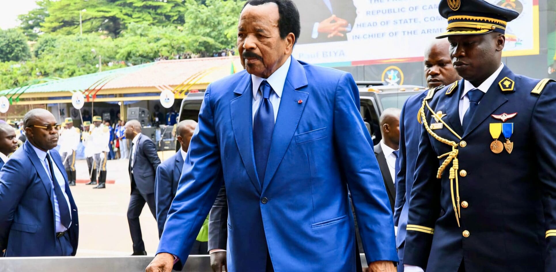 Le signal est venu du palais présidentiel. Par un décret signé le 2 octobre, Paul Biya a autorisé le ministre camerounais de l’Économie à conclure avec la BIRD un accord de crédit de 347,5 millions d’euros.