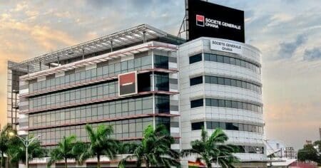 L'opération, annoncée le 30 septembre 2026 depuis Casablanca, prévoit l'acquisition de 55,22 % du capital par Attijariwafa bank, aux côtés de SSNIT (Social Security and National Insurance Trust) qui conserve 5 %. Elle reste soumise aux autorisations réglementaires et boursières des autorités marocaines et ghanéennes.
