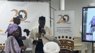 Une cérémonie de reconnaissance a distingué six personnalités majeures de la défense des droits humains, aux côtés d'un panel de haut niveau et d'une réunion technique du Réseau africain pour les droits des communautés discriminées sur la base du travail et de l'ascendance (ANDS).