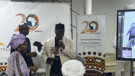 Une cérémonie de reconnaissance a distingué six personnalités majeures de la défense des droits humains, aux côtés d'un panel de haut niveau et d'une réunion technique du Réseau africain pour les droits des communautés discriminées sur la base du travail et de l'ascendance (ANDS).